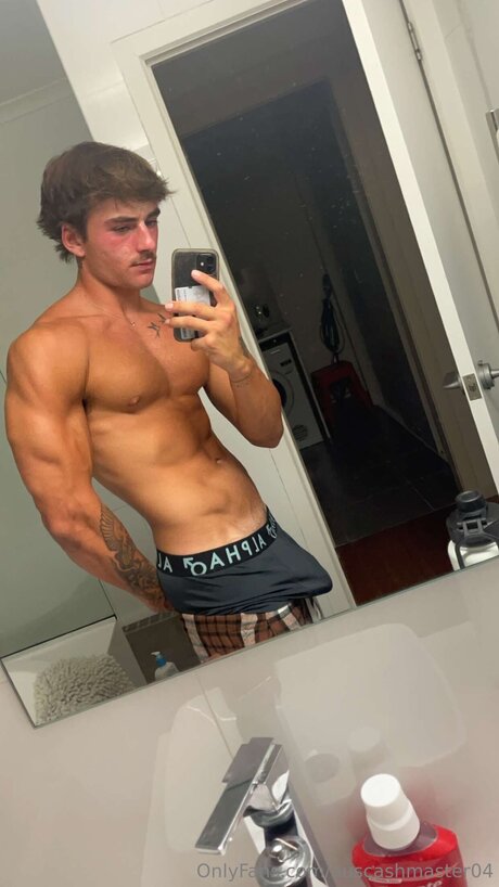 Auscashmaster04 nudes model photo