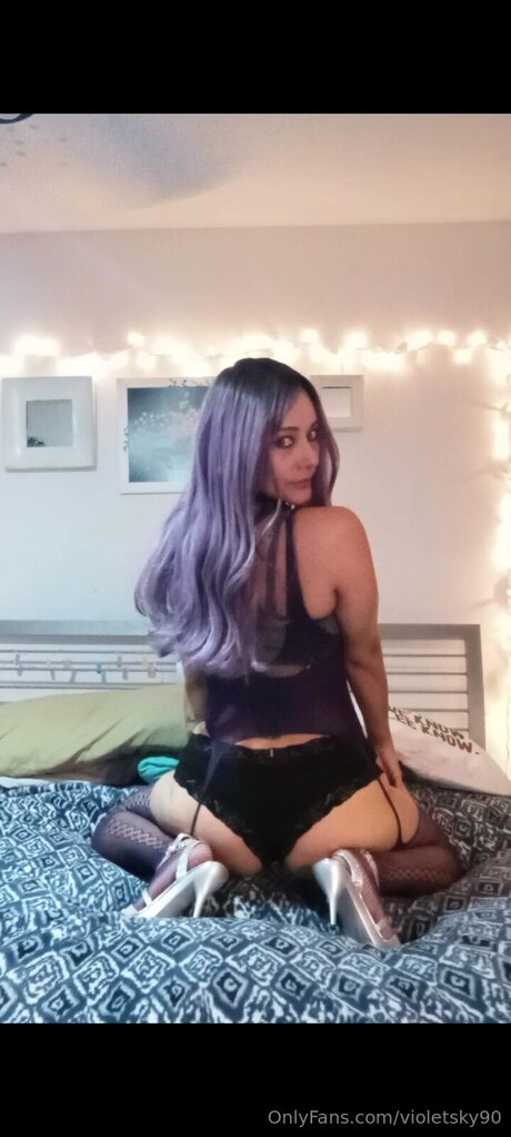 Violetsky90 pornstar hot images