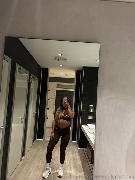 Pollycardova erotic pornstar img