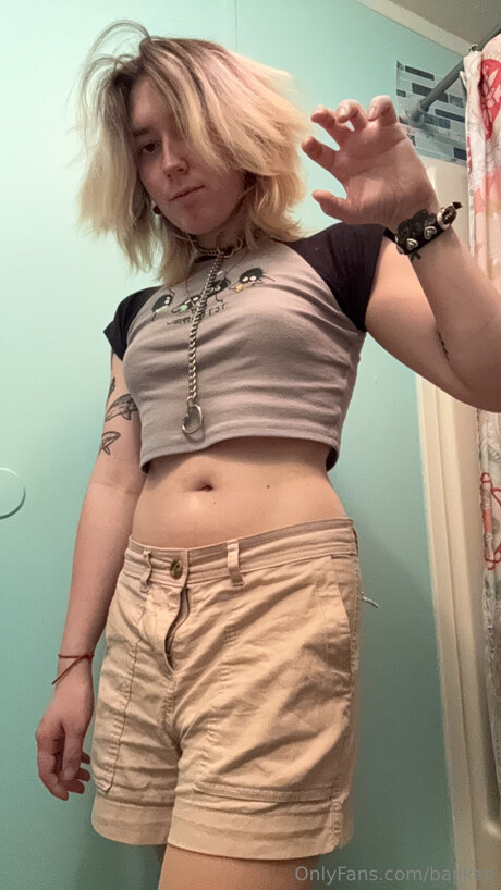 Bailken pornographic model picture