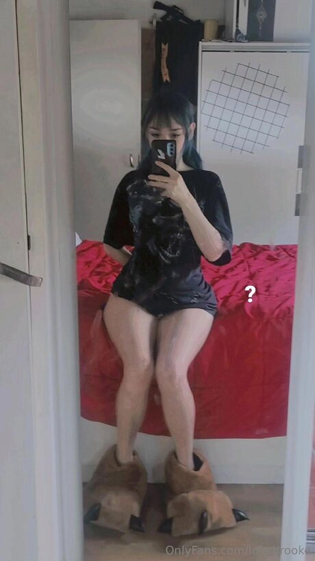 Lole Brooke star hd photos