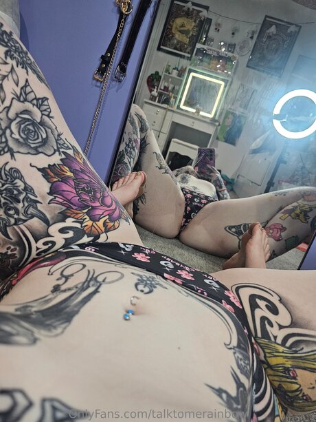 Talktomerainbow star sexy photo