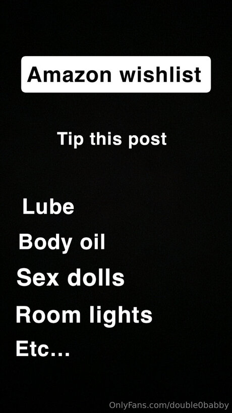 Double0babby model hot images