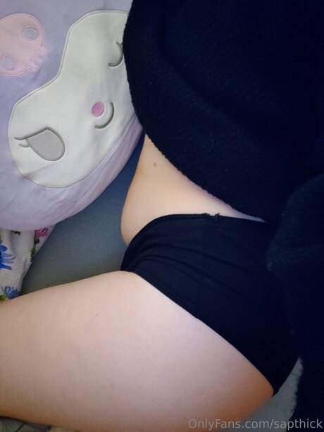 Sapthick model pretty archive