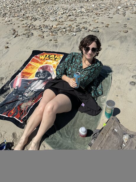 Voluptuousvampire Free nude actress picture