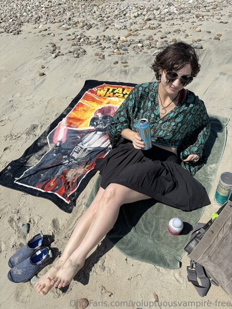 Voluptuousvampire Free model exclusive picture