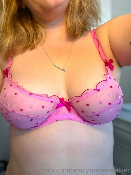 Emilymareewalker hot star gallery