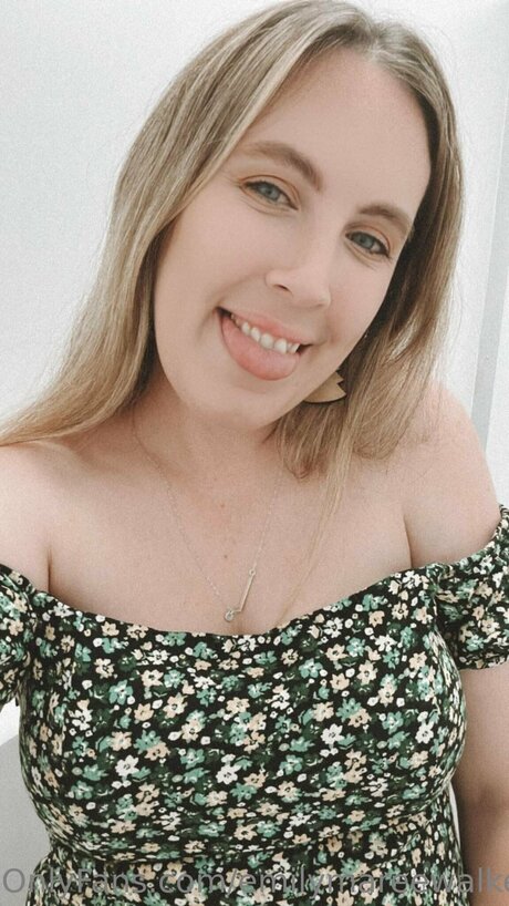 Emilymareewalker pornstar erotic galleries