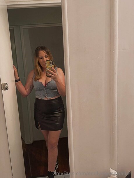 Emilymareewalker best model image