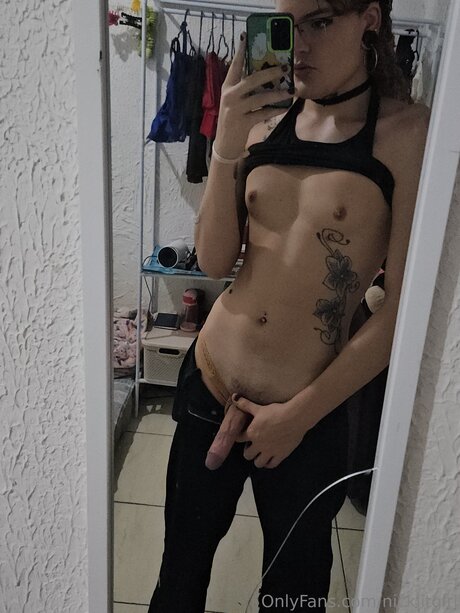 Nickiitgirl best model image