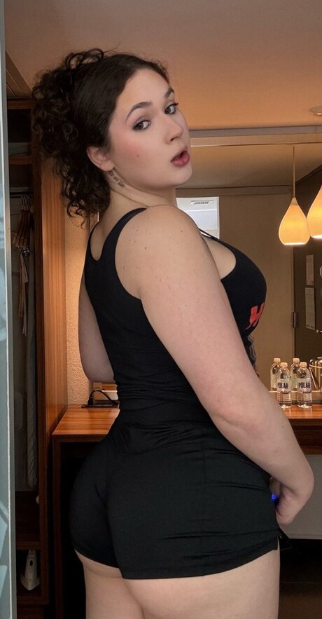 Onlytsvalencia exclusive star pictures