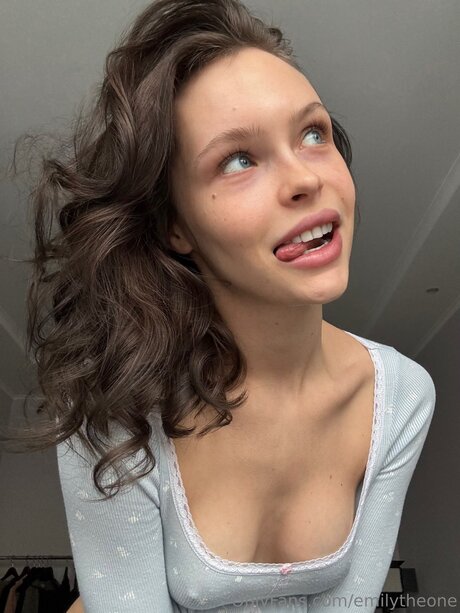 Anoraofficial pornographic star photo