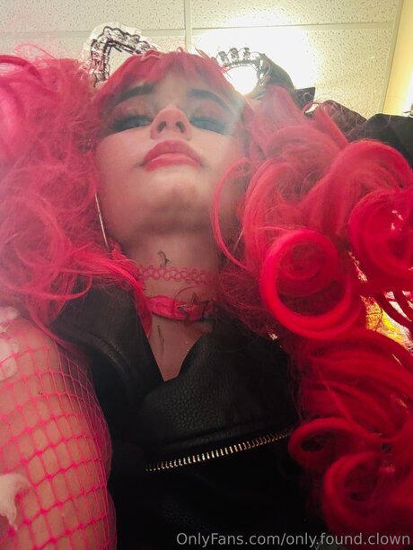 Only Found Clown sexy star img