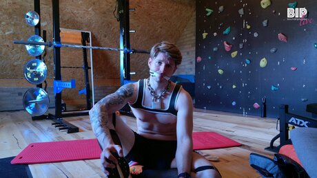 Boundinprogress model exclusive pic