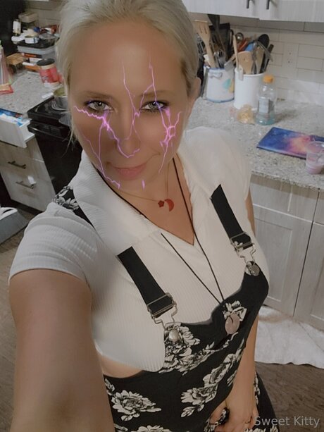 Sweetkitty777 nude pornstar pics