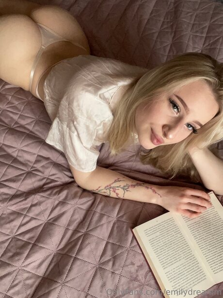 muscle girls onlyfans pornographic pic