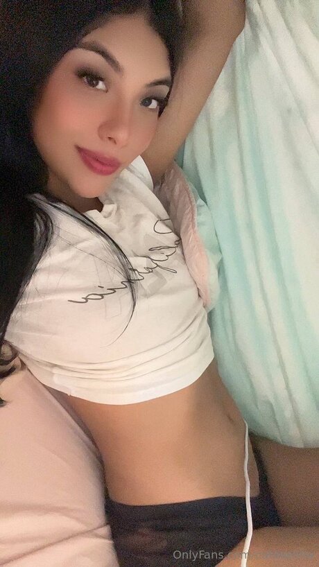 Cuteselina model exclusive galleries