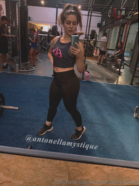 Ladyaria Hot pornstar nude pics