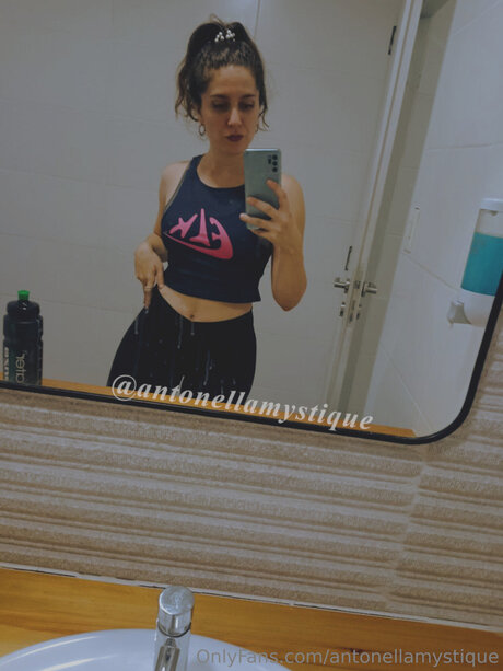 big tits mom onlyfans free nude image