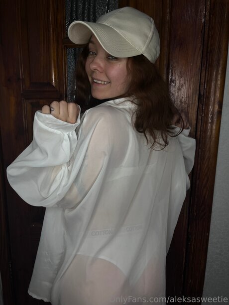 Aleksasweetie star photos