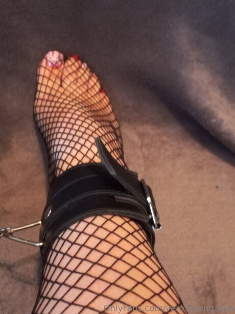 Vero Strong Legs model perfect galleries