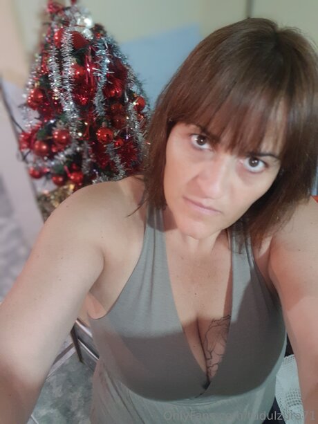 inside onlyfans beautiful archive