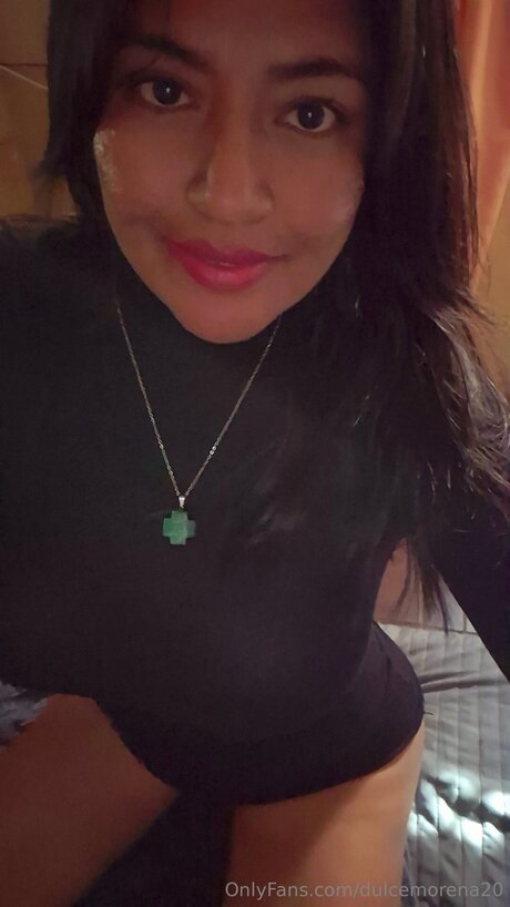 Dulcemorena20 naked star pictures