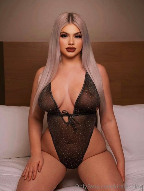 Kira Ashley pornstar high quality galleries