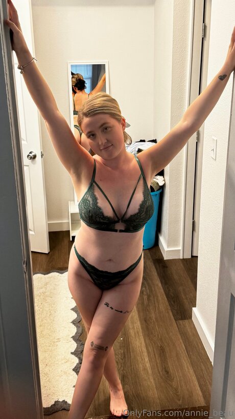 Annie Beau erotic pornstar archive