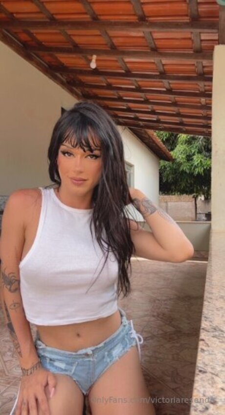 Victoriaresende nude pornstar pic