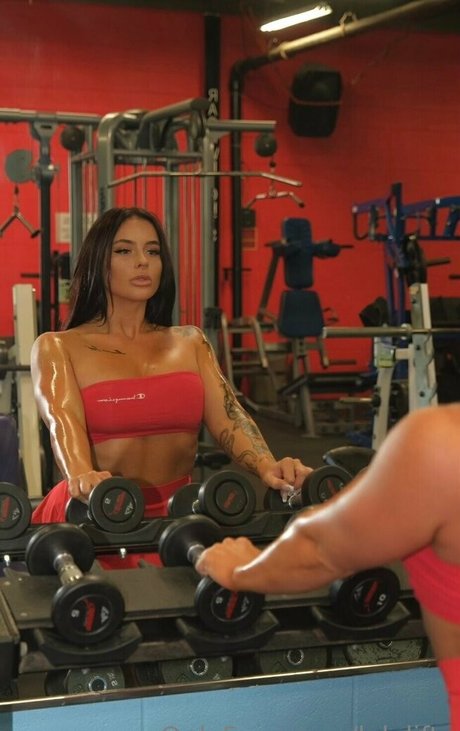 blowjob brunette onlyfans porno pic