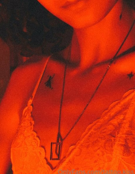 tattoo kiss art star gallery