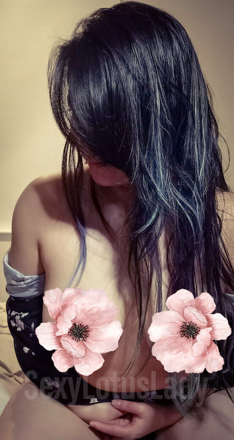 sexylotuslady xxx model pictures