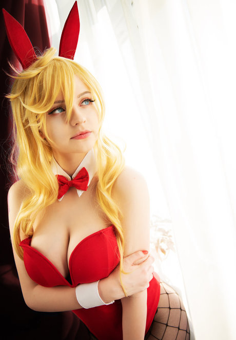 Smoettii sexy model photo