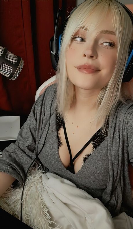 Smoettii model nice pics