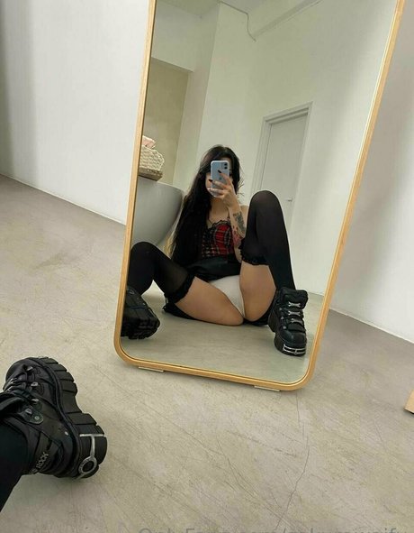 hairy legs onlyfans porn archive