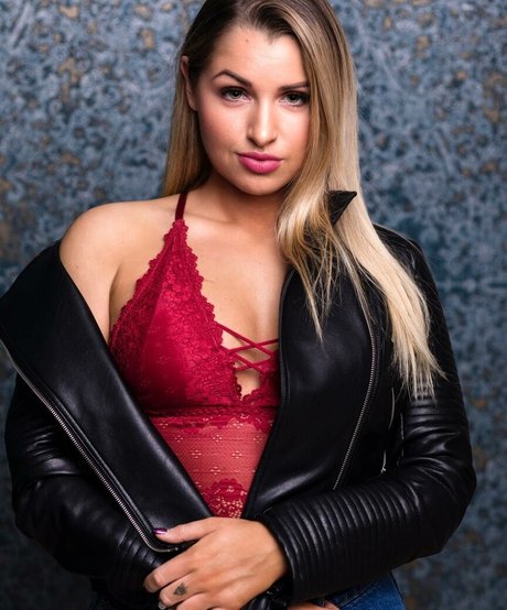 Nicole Andrievich model beautiful archive