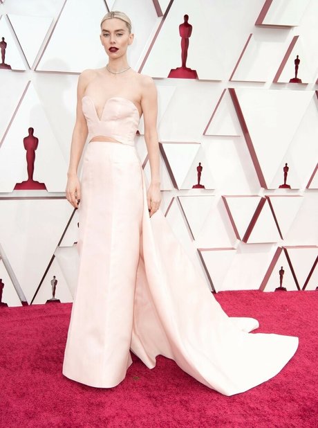 Vanessa Kirby nude actress archive