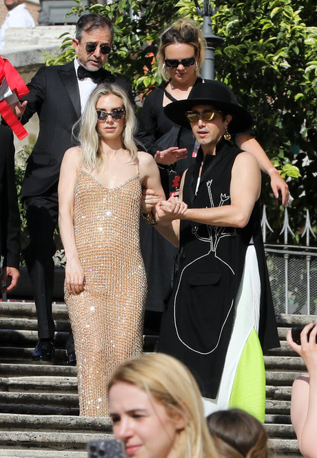 Vanessa Kirby naked model images