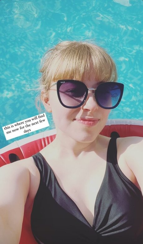 butthole onlyfans erotic pic