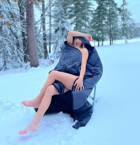 Natalie Decker pornstar hot pictures