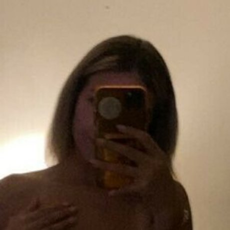 throatgoatsells model beautiful gallery