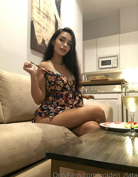 big tits blonde onlyfans exclusive pic