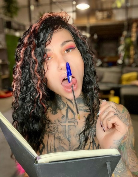 martamake hot star picture