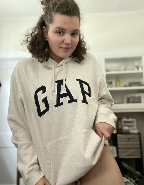 hippiekitten 420 pretty model archive