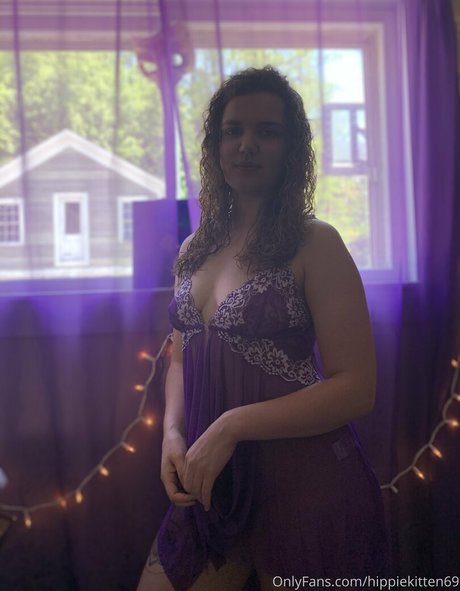 hippiekitten 420 nudes model archive