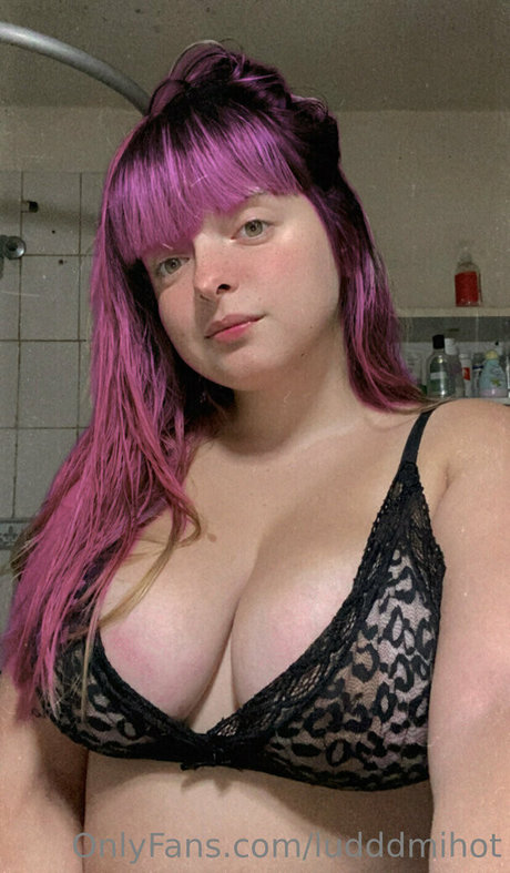 luddmihot porn model photos