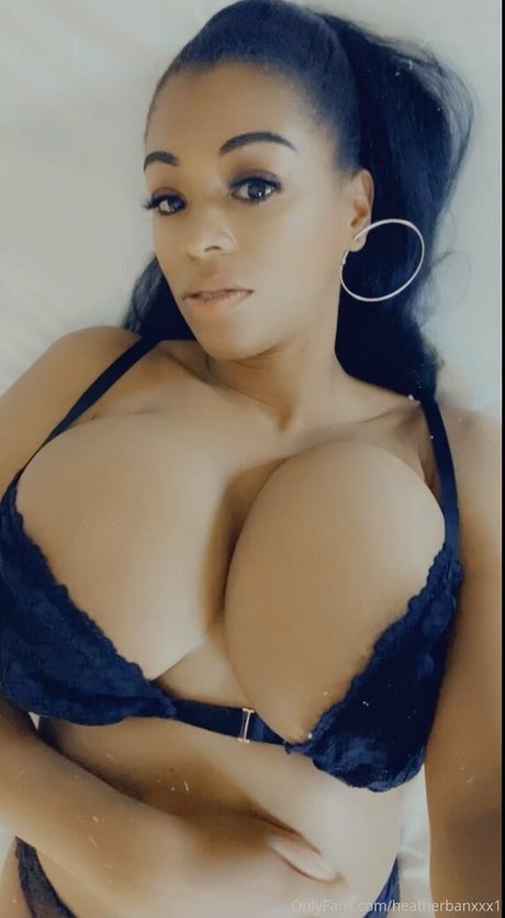 heatherbanxxx1 sexy pornstar pictures