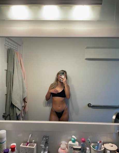 hairy vagina onlyfans pornos image