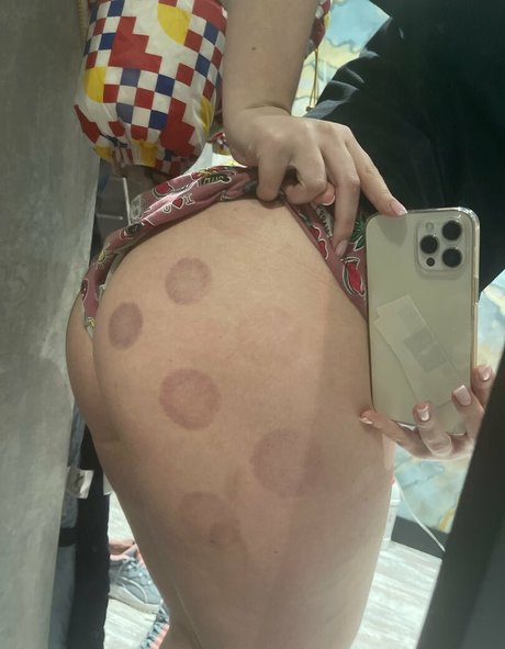 mirniy model nudes images